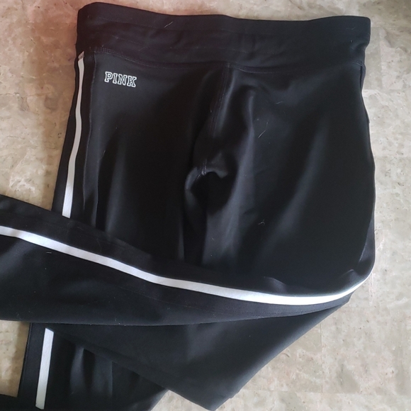 capris - Picture 2 of 2